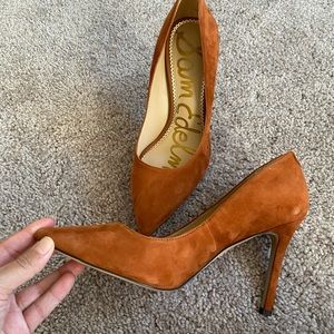 Sam Edelman pumps